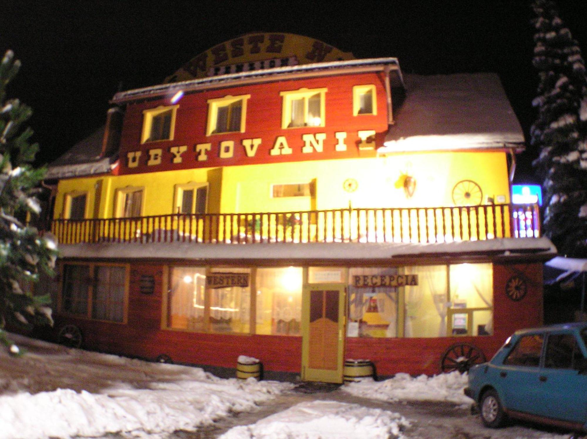 Western Penzion Ruzomberok Extérieur photo