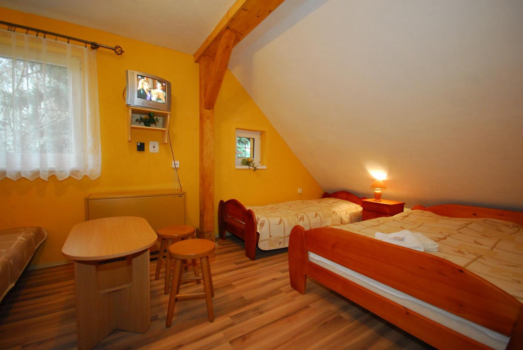 Western Penzion Ruzomberok Chambre photo