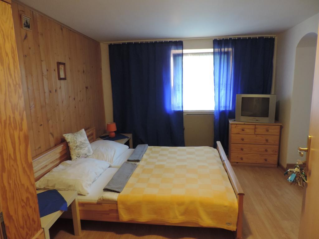 Western Penzion Ruzomberok Extérieur photo