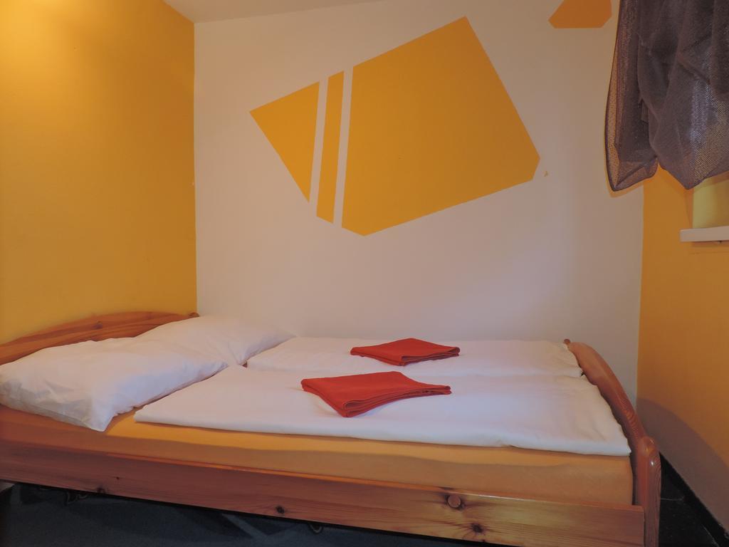 Western Penzion Ruzomberok Extérieur photo
